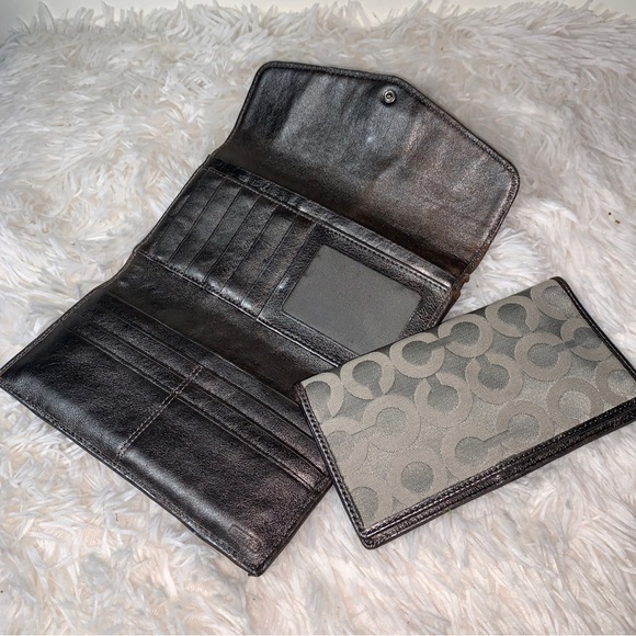 Coach Signature C Wallet Tri-fold Pewter/Silver Cheque Holder Zip Coin Pocket - Picture 2 of 7